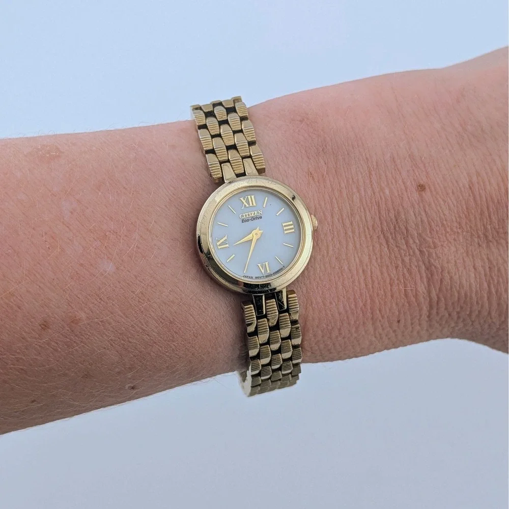 Citizen Eco-Drive B023-S015481 Women's Watch Gold Tone Sunburst New Capacitor